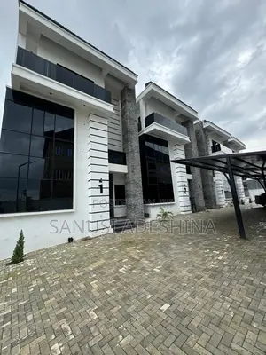 5bdrm Duplex in Jahi Gilmore,Fct for sale