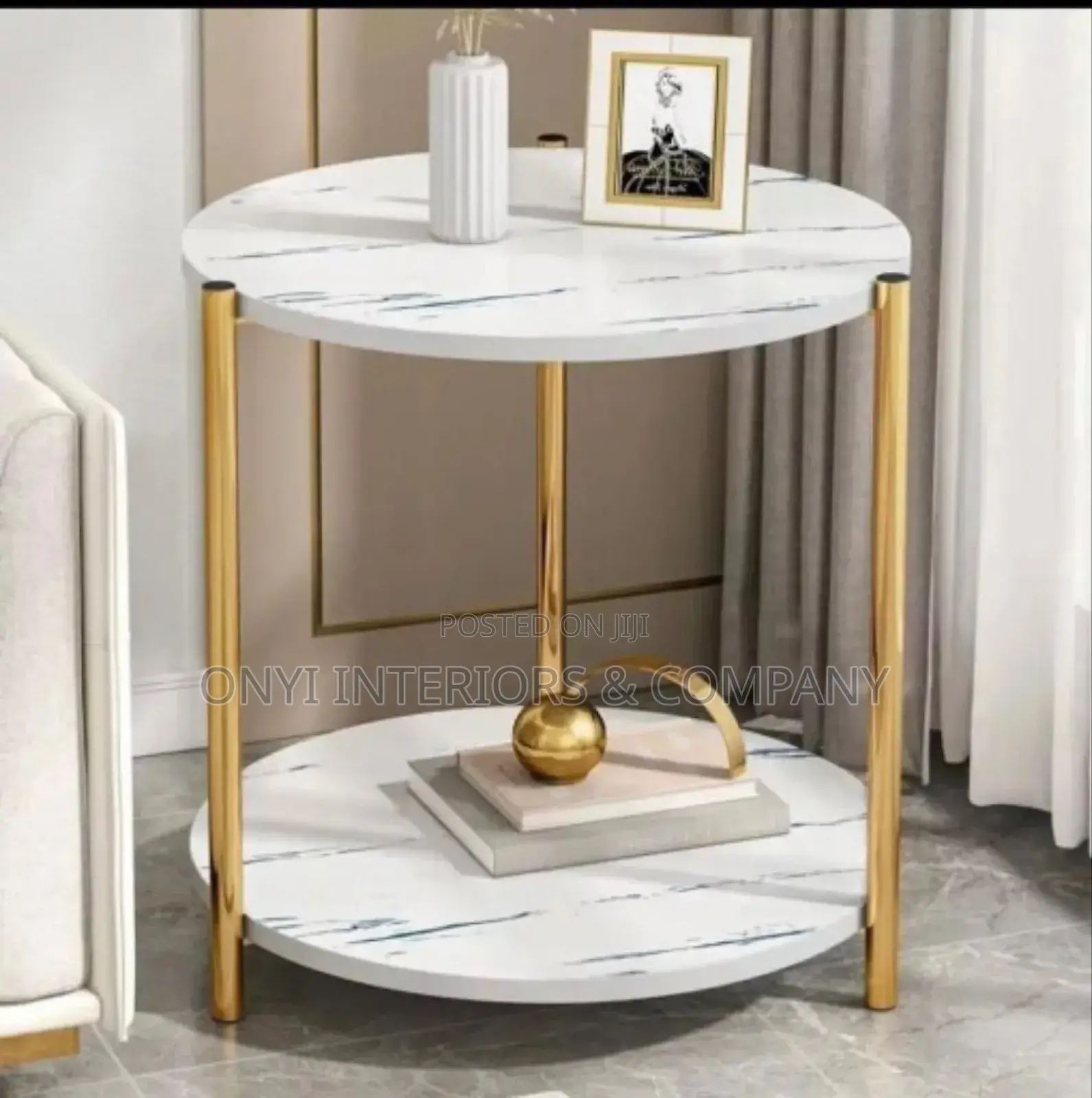 Corner Table