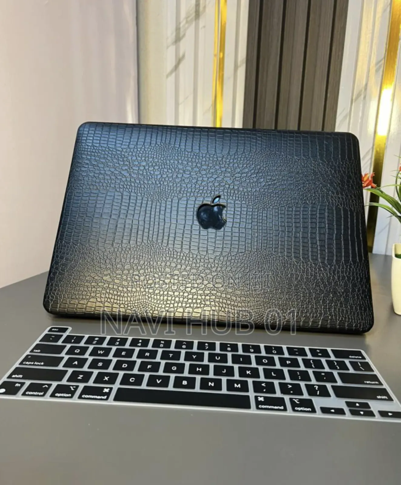 13 Inch Macbook Design Case With Accessories