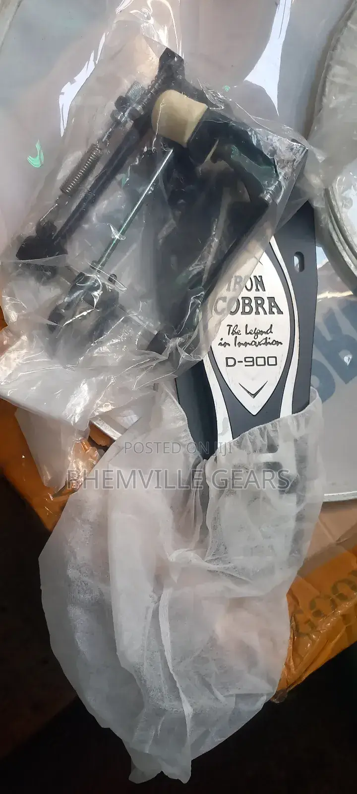 Iron Cobra D-900 Pedal