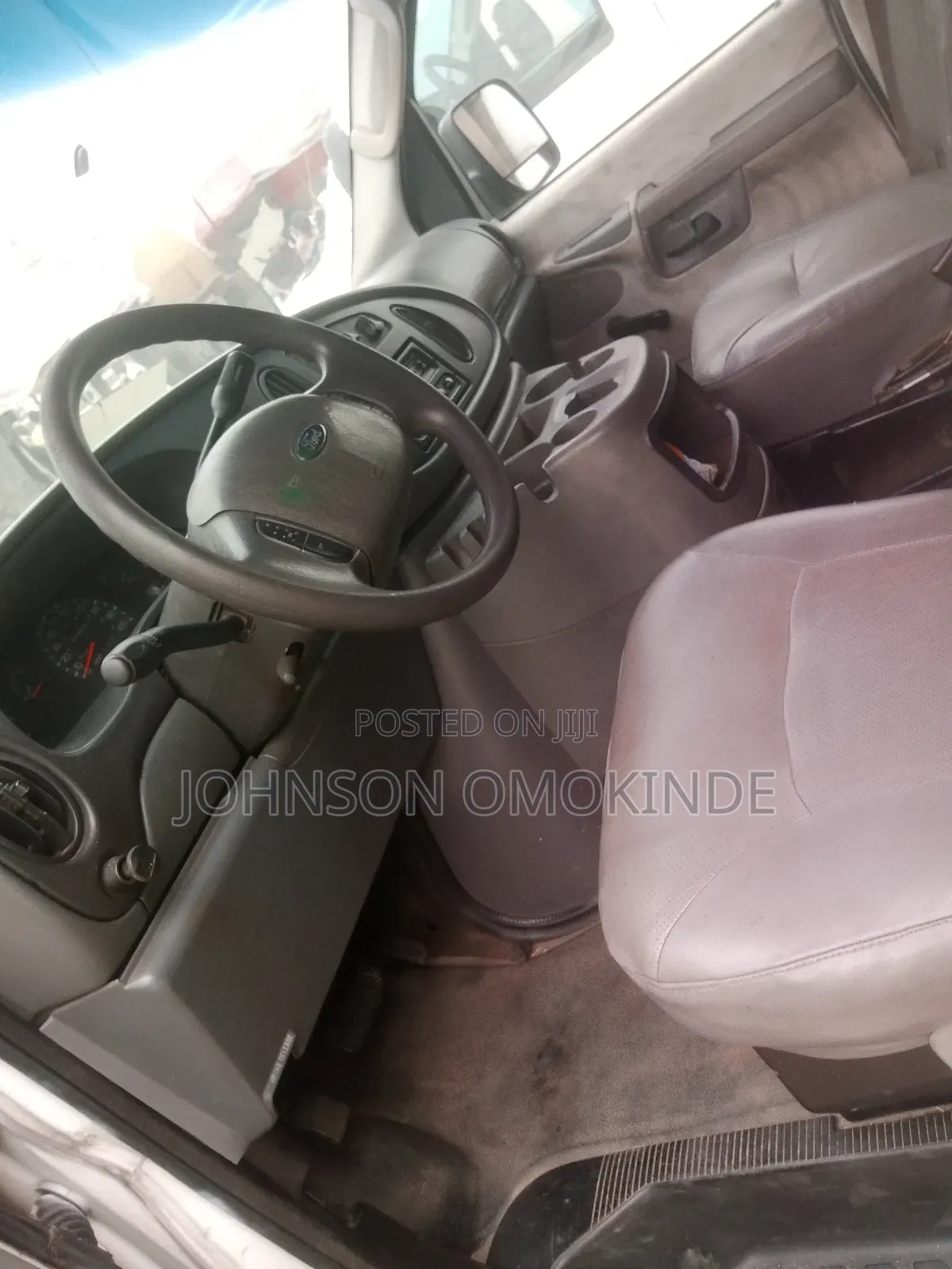 Ford E250 2006 White