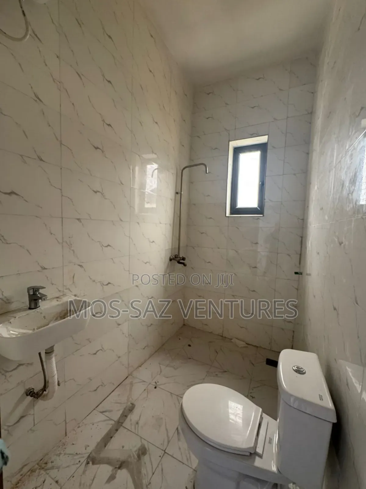 3bdrm Townhouse / Terrace in Harris Drive, Lekki Phase 2 for rent
