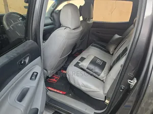 Toyota Tacoma 2013 Gray
