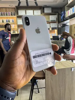 Apple iPhone X 64 GB White