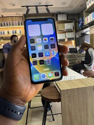 Apple iPhone X 64 GB White