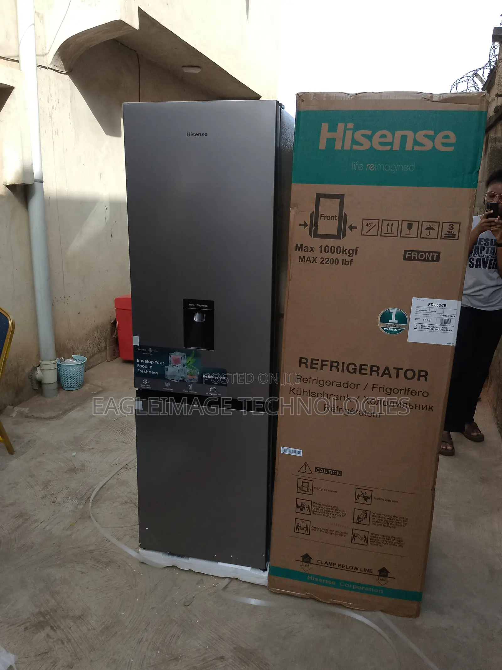 Sleek Design Hisense Ref 35dcb-Rd Refrigerator- 264 Liters