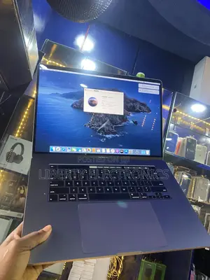 Laptop Apple MacBook Pro 2019 64GB Intel Core I9 SSD 1T