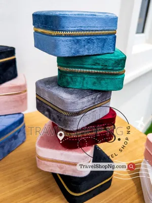 Velvet Jewelry Box With Mirror