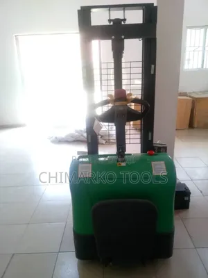 Full Electric Stacker 2tons