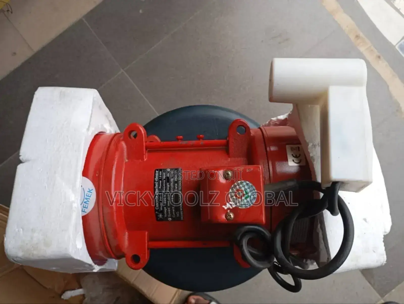 Concrete Attached Vibrator