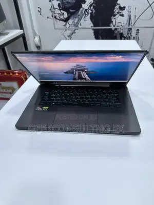 Laptop Asus ROG Zephyrus G15 16GB AMD Ryzen 9 SSD 1T