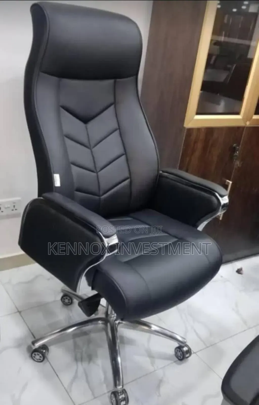 Executive Standard Adjustable Office Chair