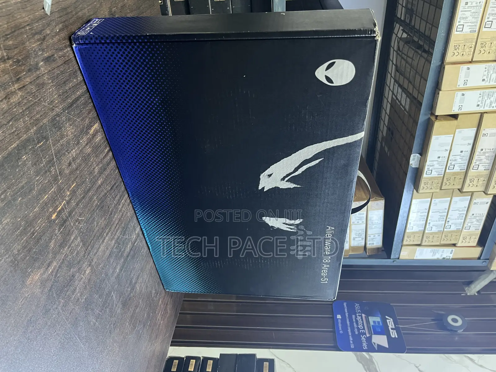 New Laptop Dell Alienware Area-51 32GB Intel Core Ultra 9 SSD 1T