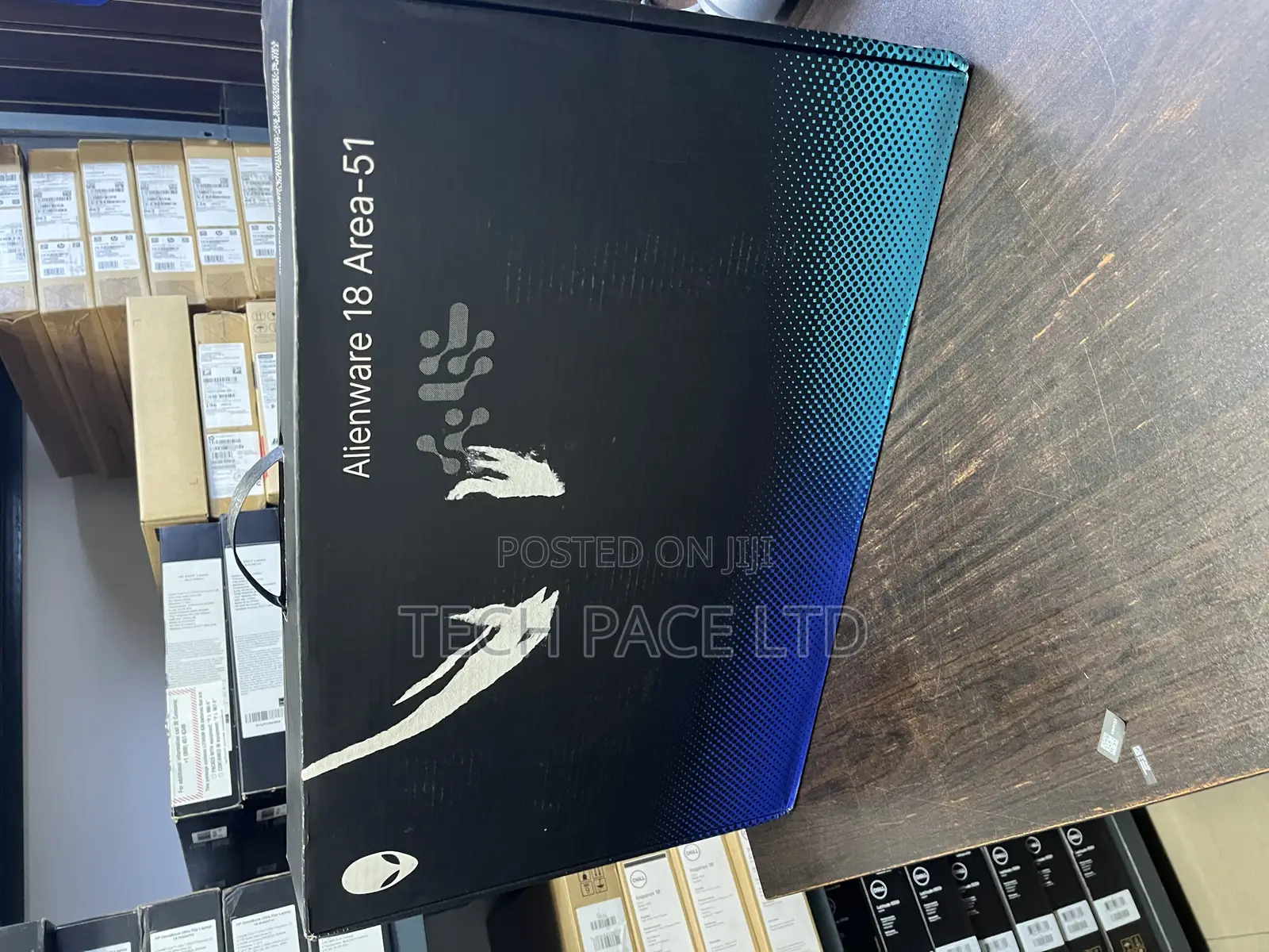 New Laptop Dell Alienware Area-51 32GB Intel Core Ultra 9 SSD 1T