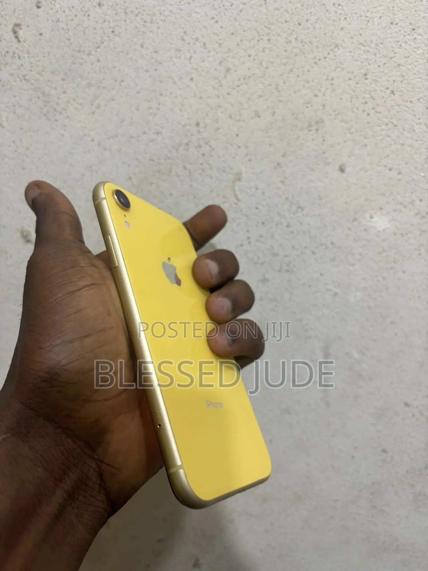 Apple iPhone XR 64 GB Yellow
