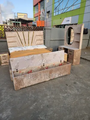Good Quality 6by6 Complete Set of Bed.