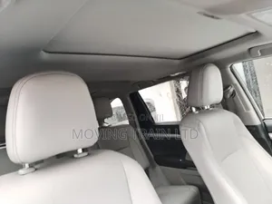 Toyota Highlander XLE 4x4 V6 (3.5L 6cyl 8A) 2017 Green
