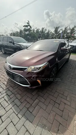Toyota Avalon XLE Premium FWD Sedan (3.6L 6cyl 6A) 2016 Burgundy