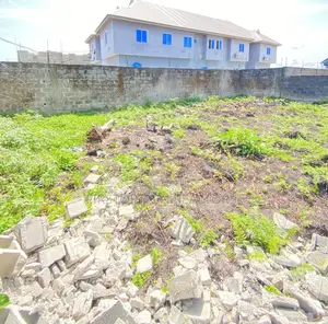 Juicy Deal! Half Plot of Land Measuring 330sqm at Ogombo