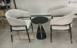 High Quality and Imported Luxury Bar Table and Chairs