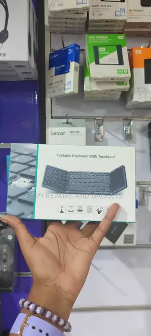Foldable Keyboard With Touchpad