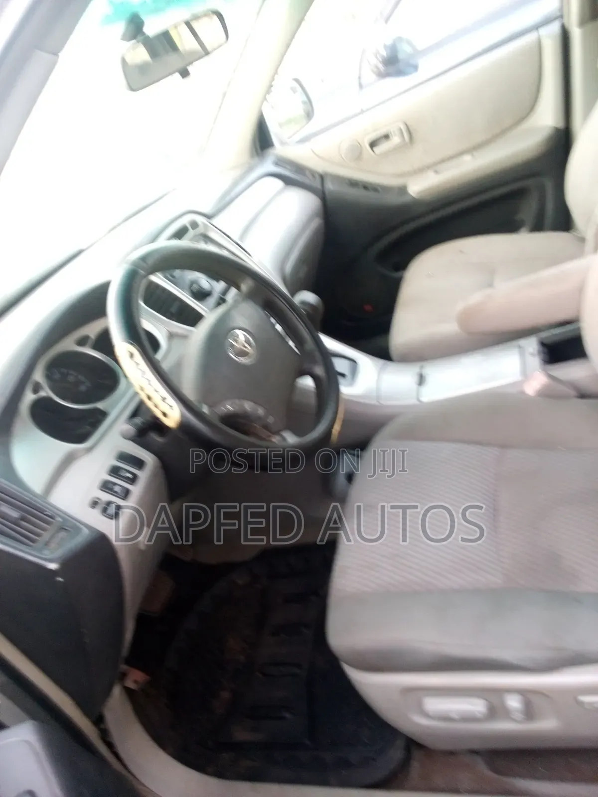 Toyota Highlander 2005 Gold