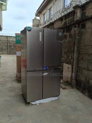 Functional Hisense 87ws Refrigerator-Adjustable Shelves