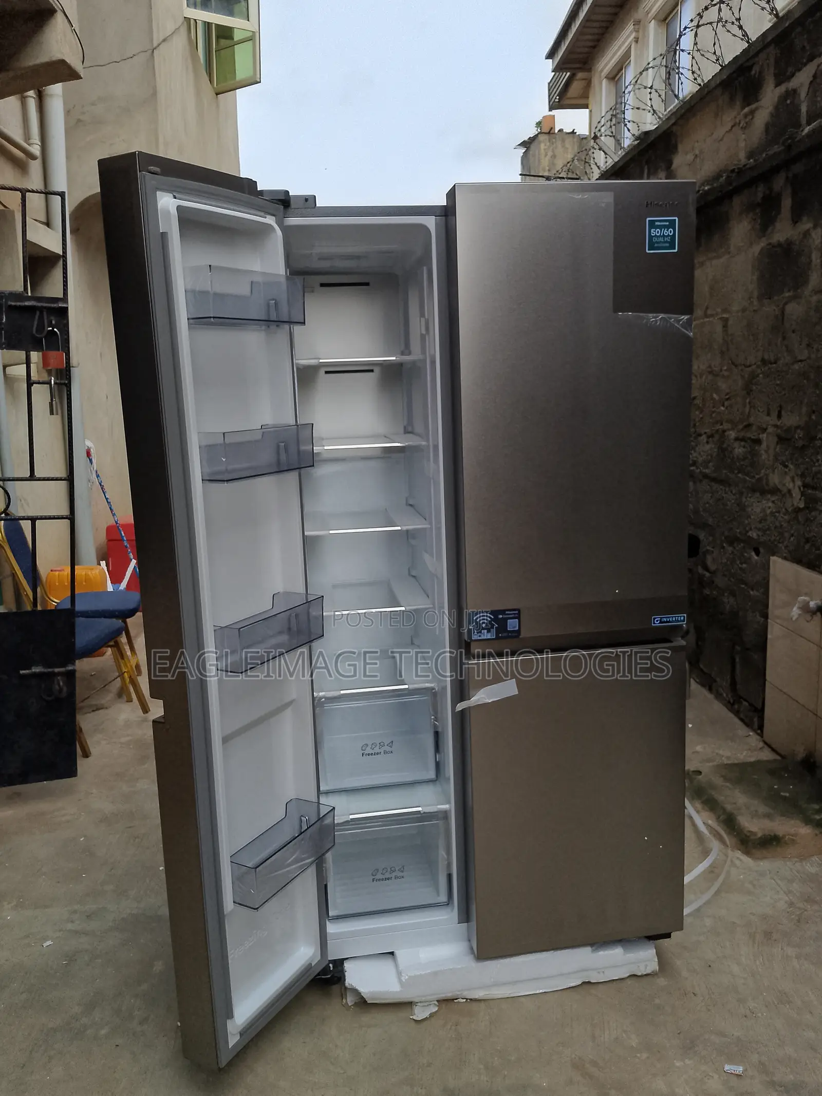 Sophisticated Hisense 87ws Refrigerator-Premium Lifestyle