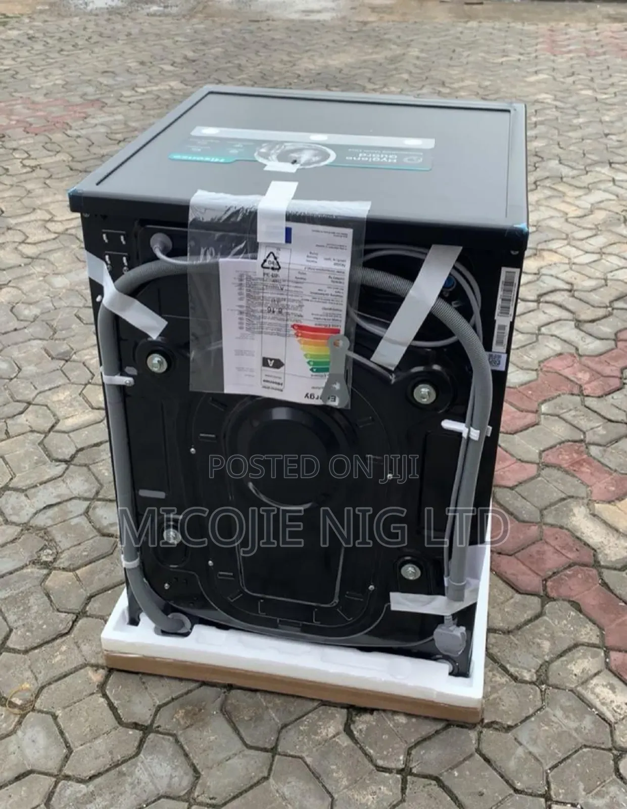 Hisense Washing Machine/Dryer