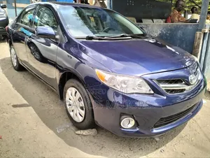 Toyota Corolla 2013 Blue