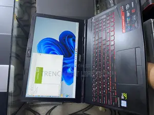 Laptop MSI GP63 Leopard 8RD 16GB Intel Core I7 SSD 512GB