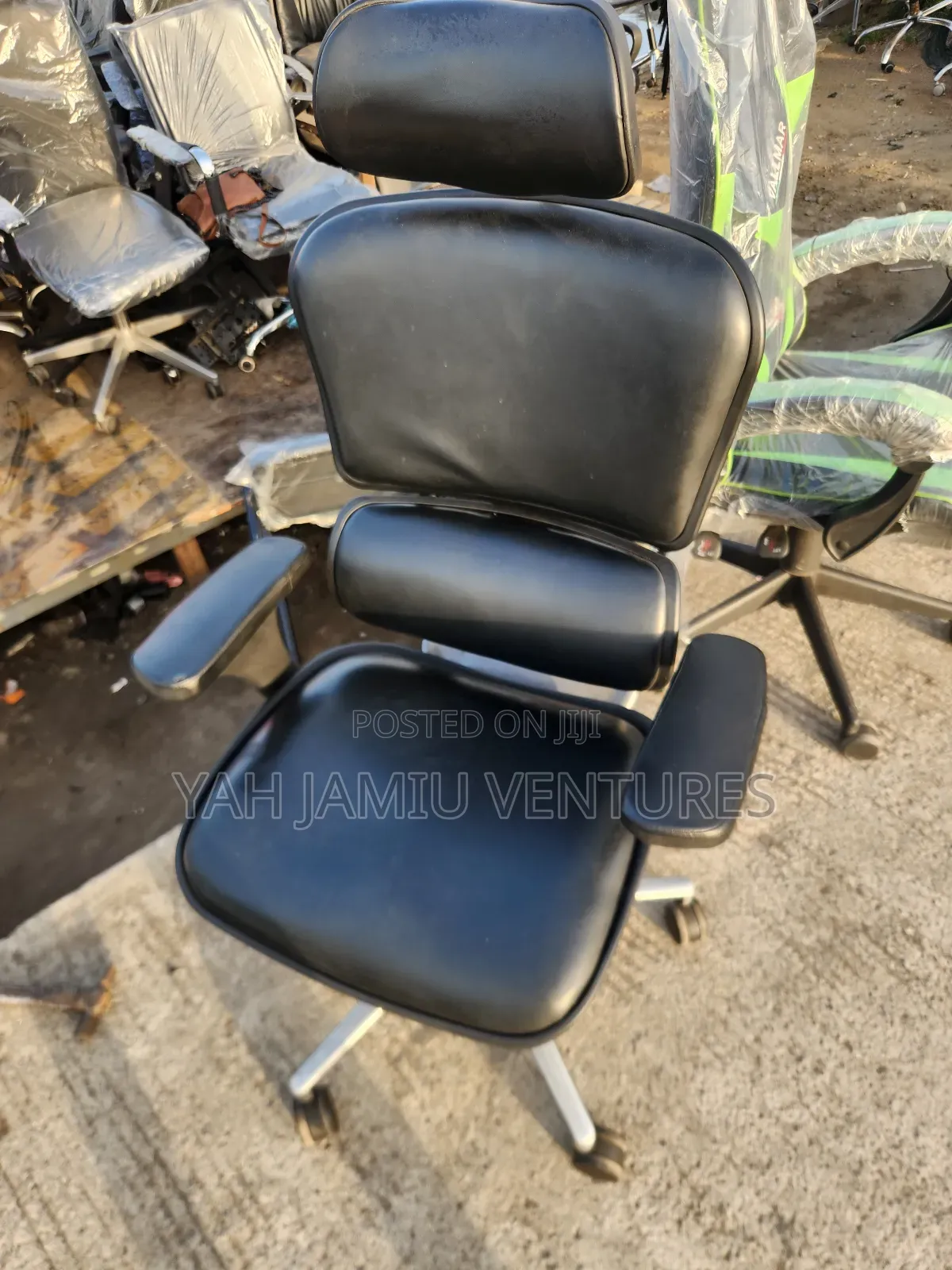 Brilliant Executive Chair