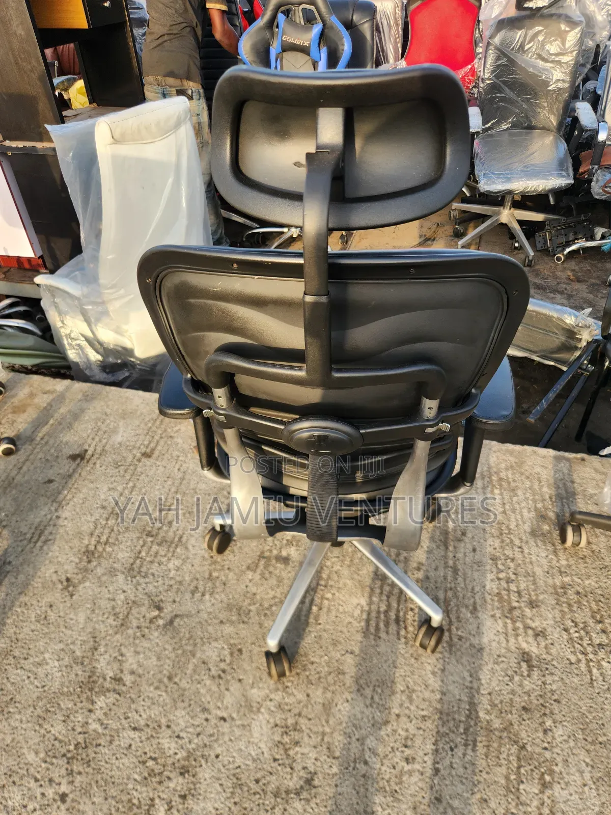 Brilliant Executive Chair