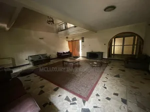 7bdrm House in Shomorin Street, Gbagada for rent