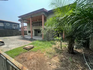 7bdrm House in Shomorin Street, Gbagada for rent