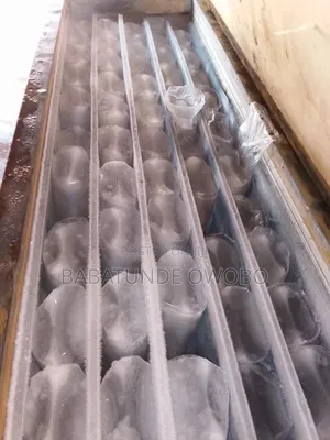 Brand New Ice Block Mahines