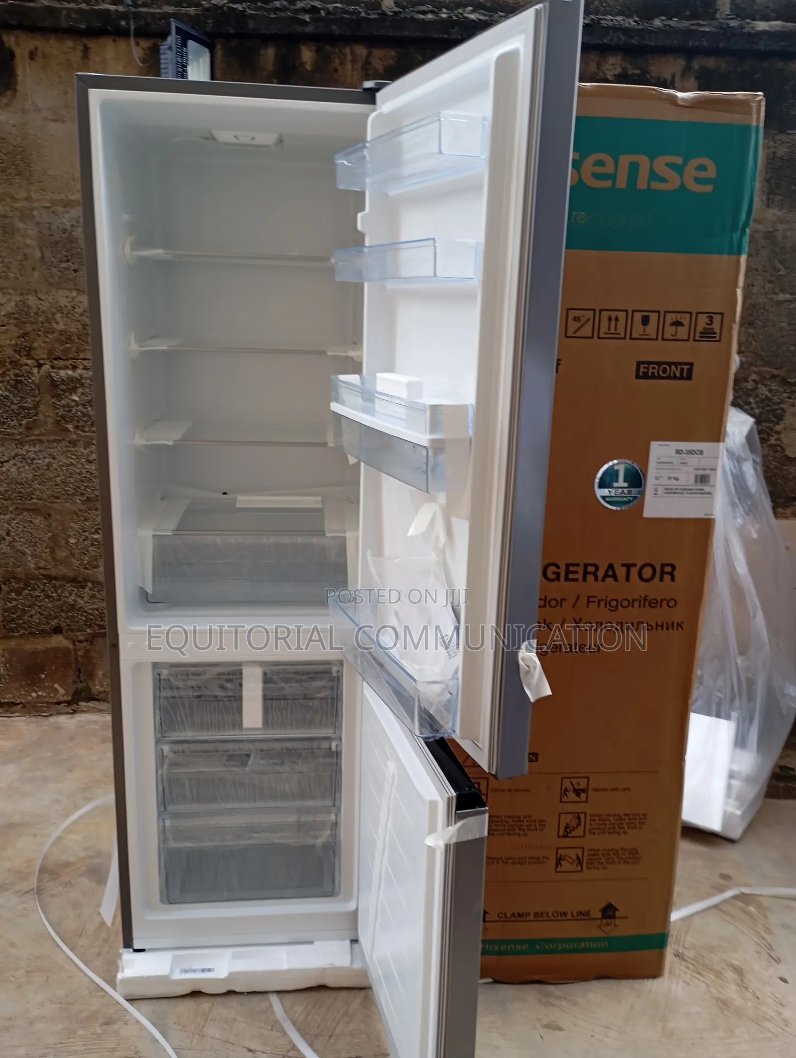 Compact Yet Spacious – Hisense 264l Refrigerator