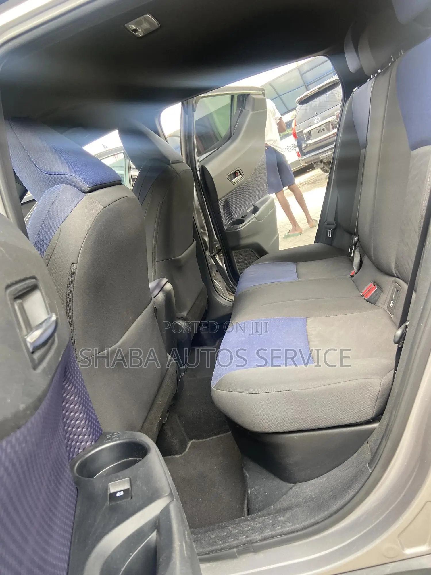 Toyota C-HR 2017 Gray