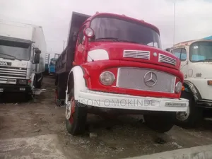 Mercedes Tipper