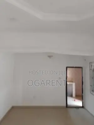 3bdrm Apartment in Benin City for rent