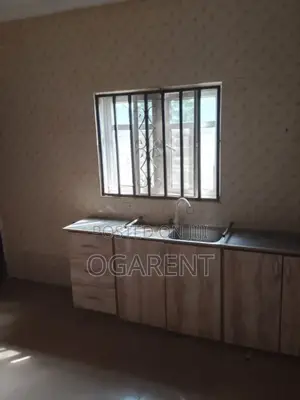 3bdrm Apartment in Benin City for rent