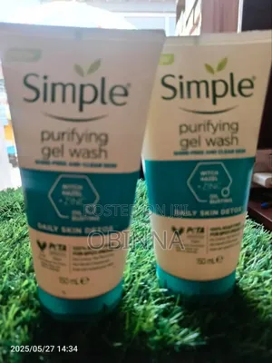 Photo - Refreshing Facial Wash