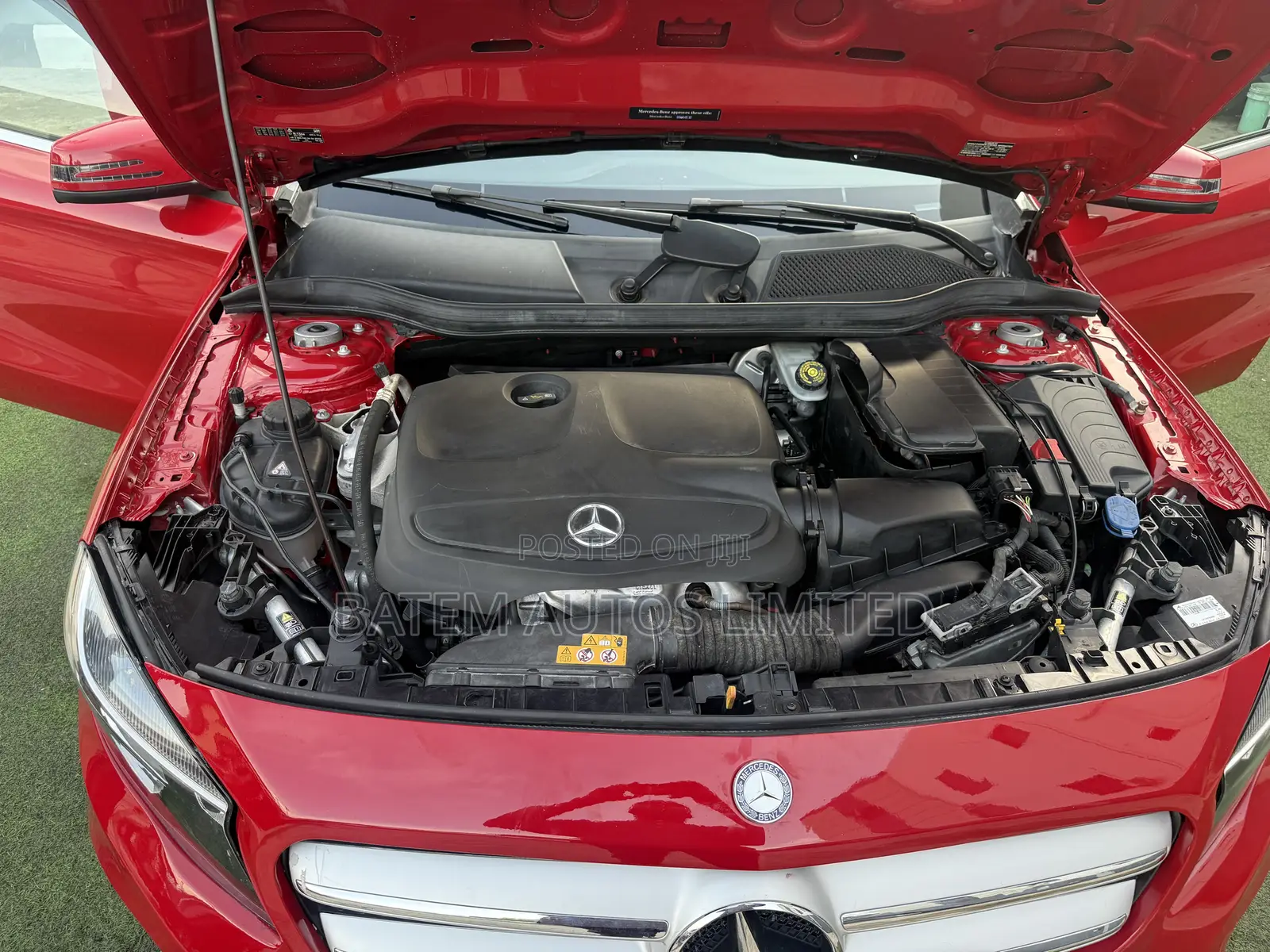 Mercedes-Benz GLA-Class 2017 Red