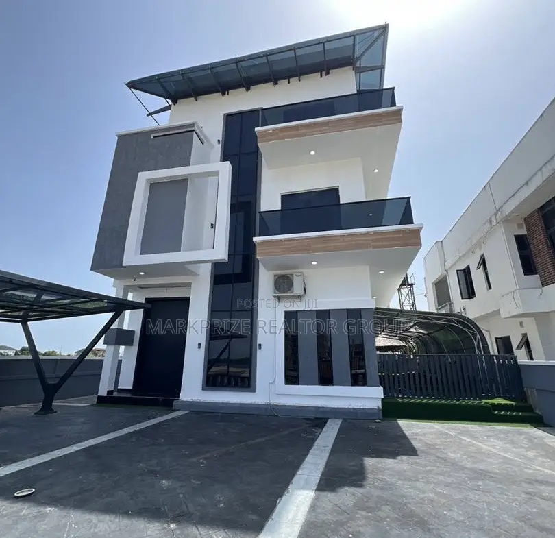 Furnished 5bdrm Duplex in Lekki County Homes for sale
