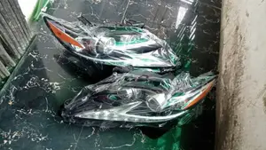 Headlamp Es 350 2018 Model