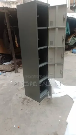 Metal Cabinet Workers Locker