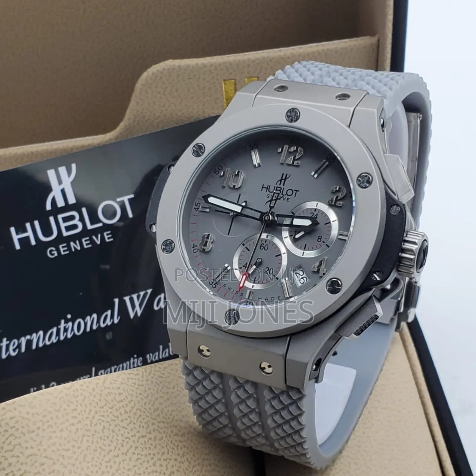 "Hublot Style Chronograph Watch With Rubber Strap Replica"
