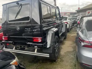 Photo - Mercedes-Benz G-Class G63 AMG 4dr SUV 4WD (5.5L 8cyl Turbo 7A) 2015