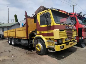 Scania 20tonnes Truck 7tons Self-Loader