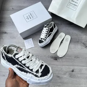 Premium Maison Mihara Overhanging- Frayed Black Sneakers